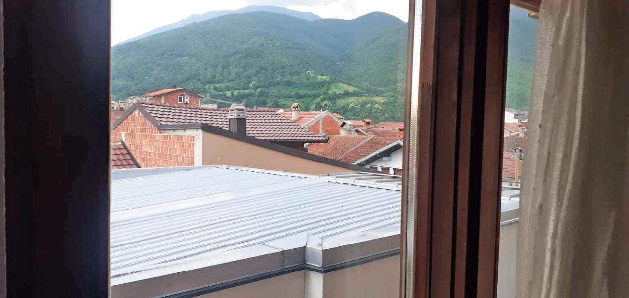 Lovely 1 Bedroom Within Walking Distance, Views Peje Exterior photo