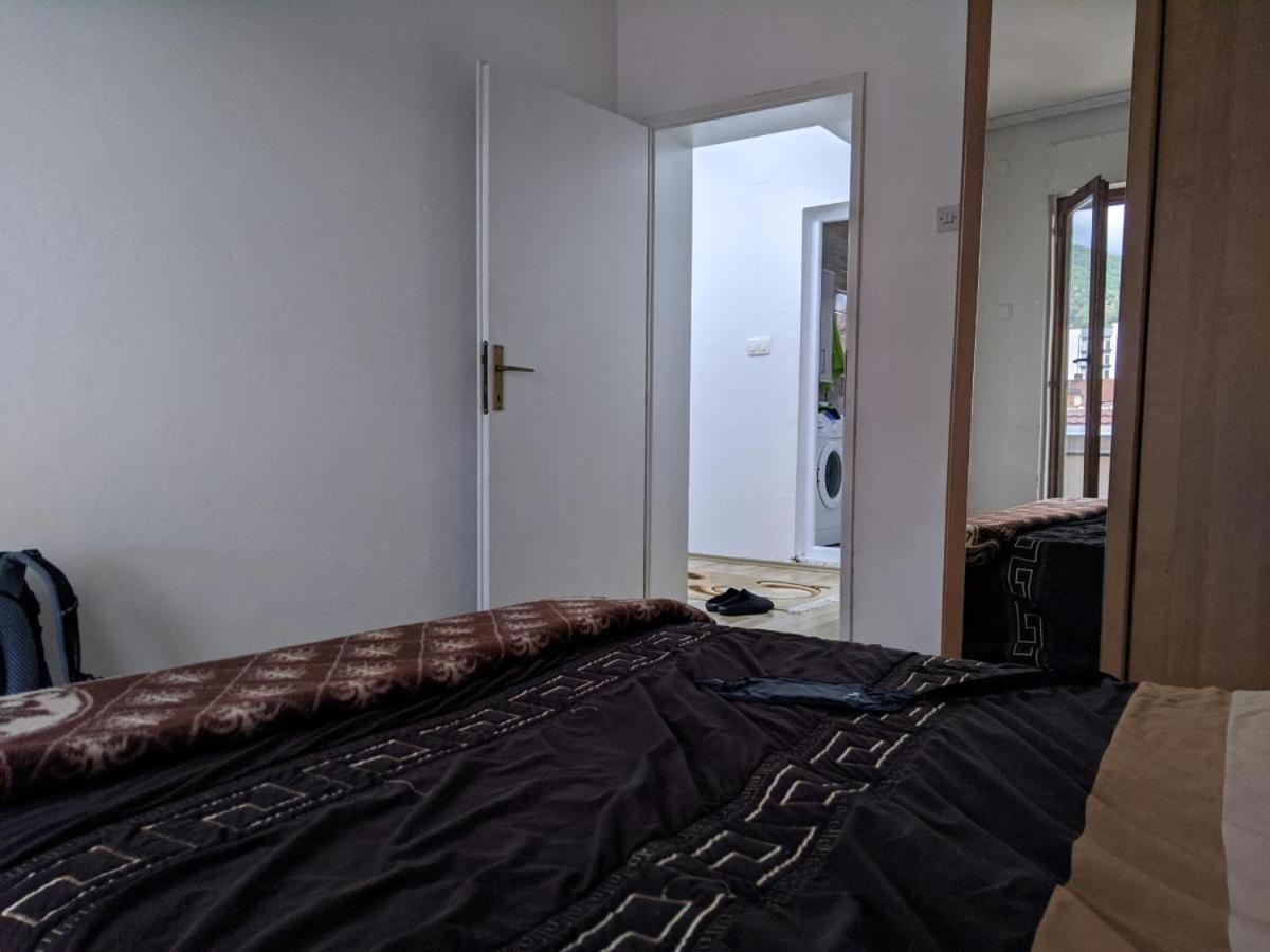 Lovely 1 Bedroom Within Walking Distance, Views Peje Exterior photo