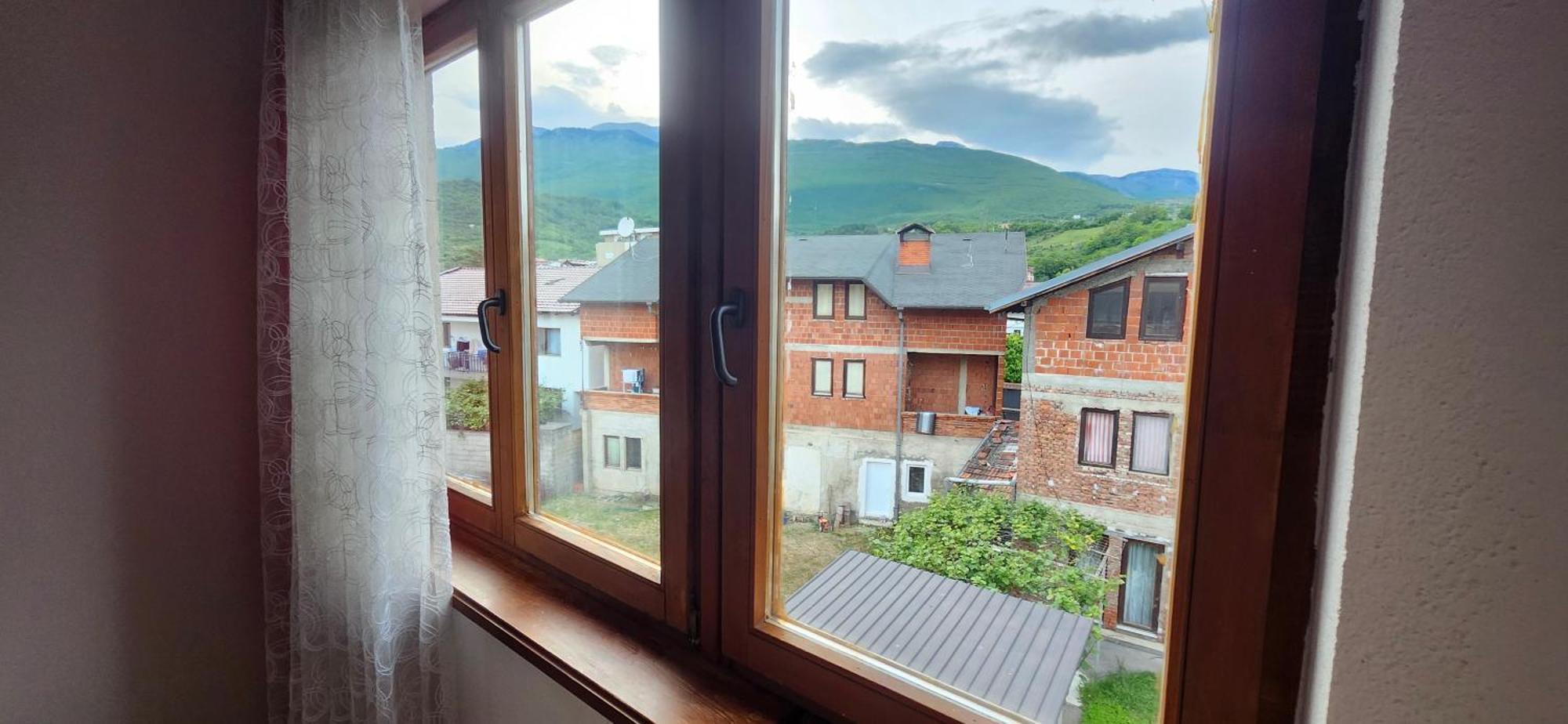 Lovely 1 Bedroom Within Walking Distance, Views Peje Exterior photo