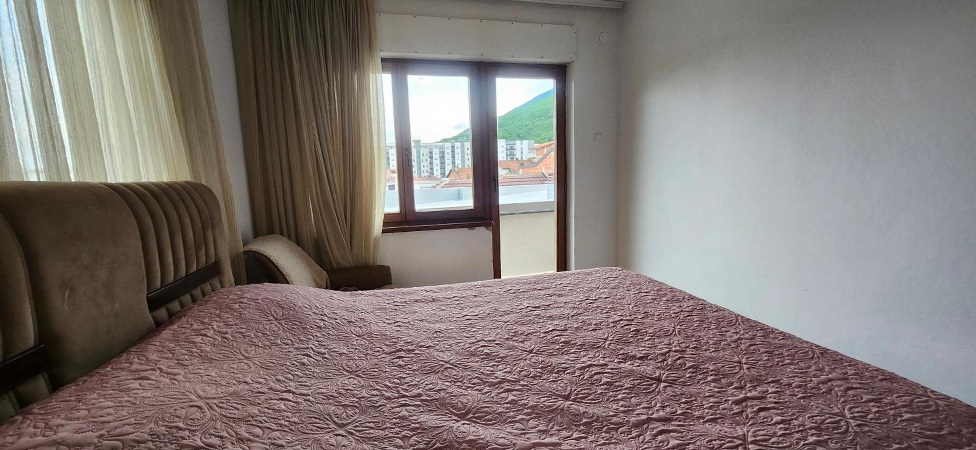 Lovely 1 Bedroom Within Walking Distance, Views Peje Exterior photo