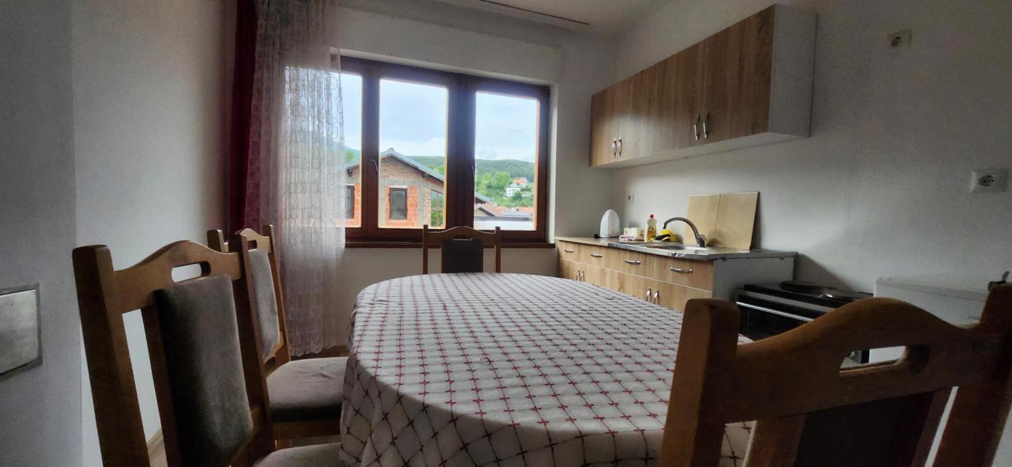 Lovely 1 Bedroom Within Walking Distance, Views Peje Exterior photo